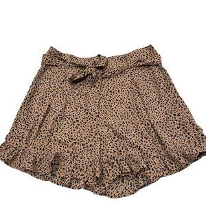 Mittoshop Women's Leopard Dressy Shorts - Size Large - New!